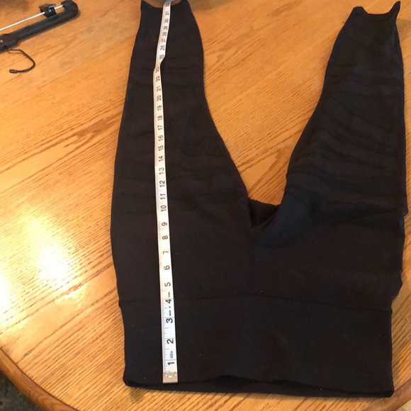 Lululemon High Times Crop *Tech Mesh - Picture 14 of 15